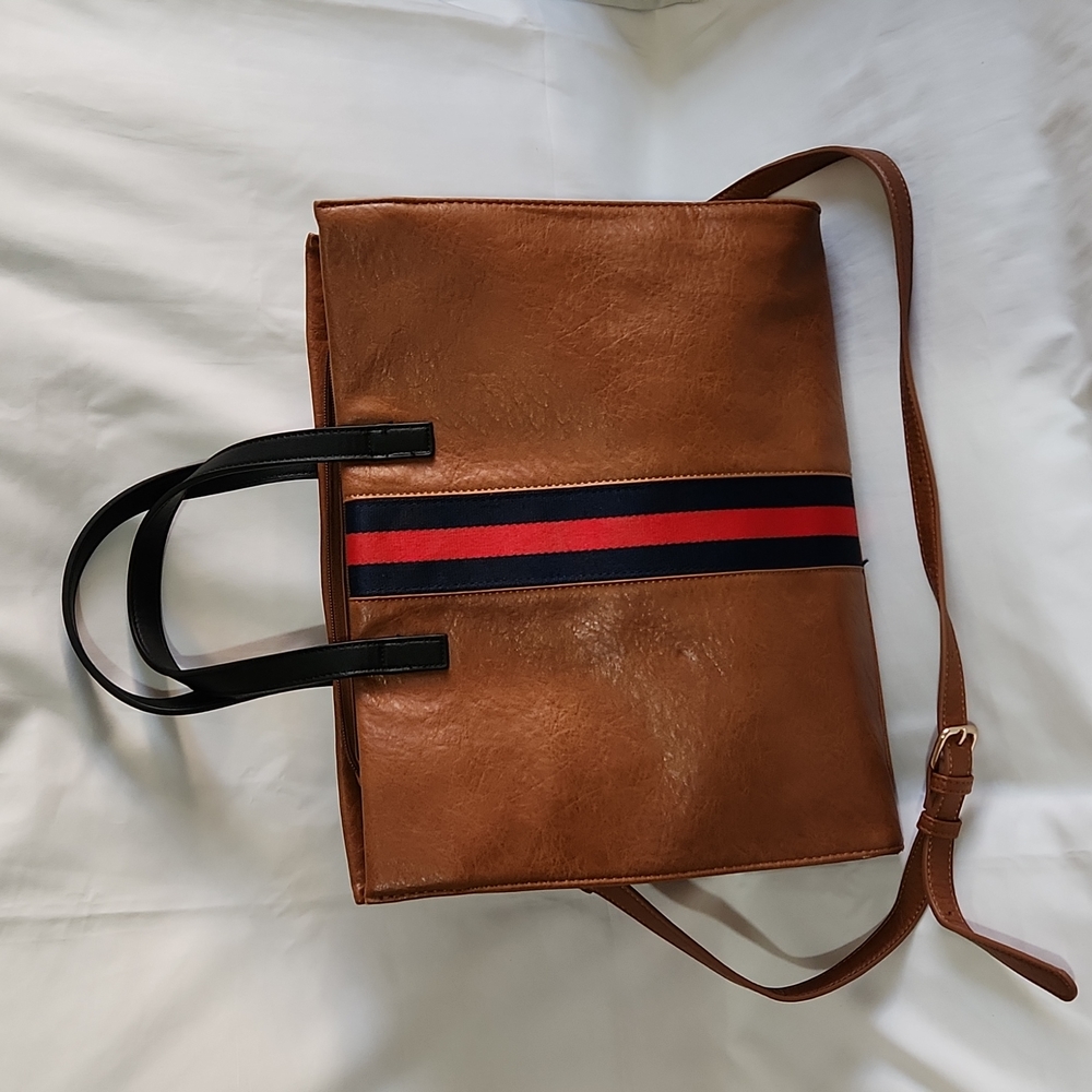 Moda Luxe Shoulder bag
